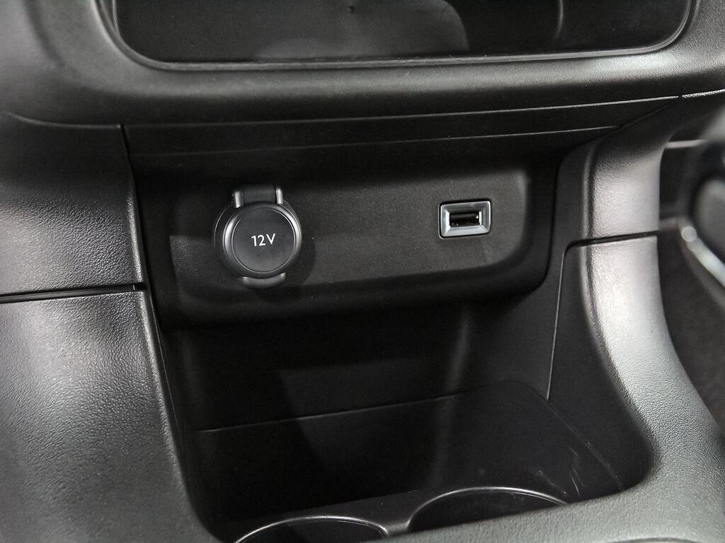 Citroën C3 BlueHDi 75KW (100CV) Plus 27