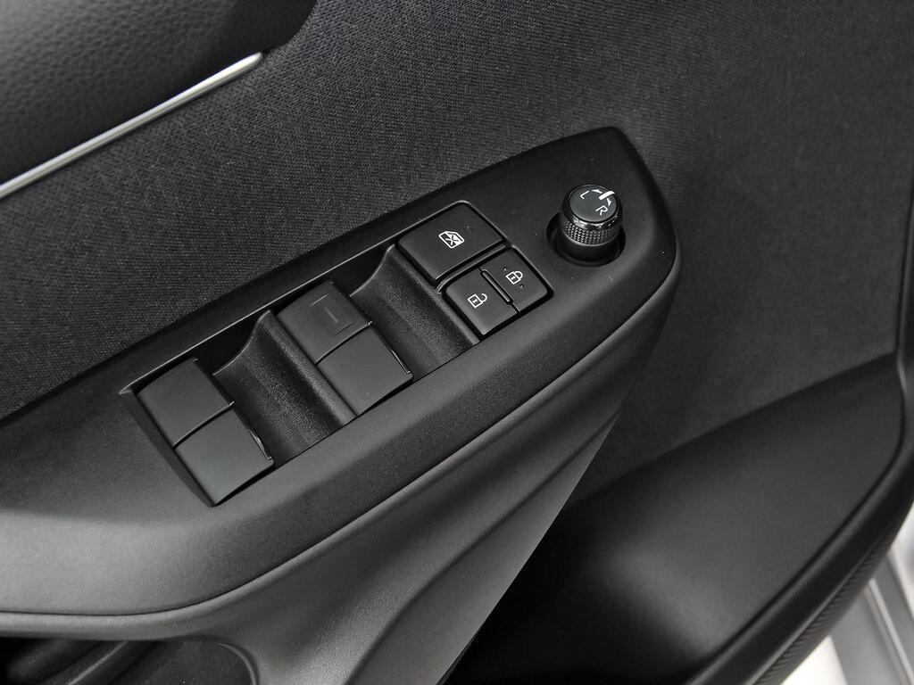 Toyota Yaris 1.5 120H Active Plus 13