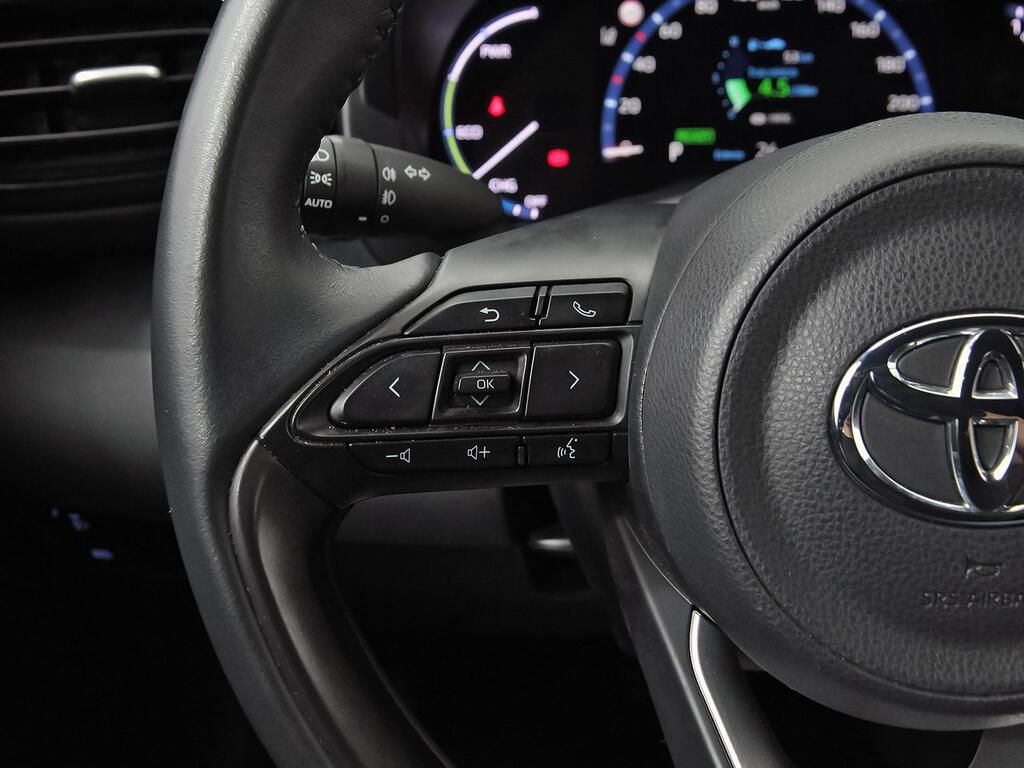 Toyota Yaris Cross 1.5 120H Active Tech 17