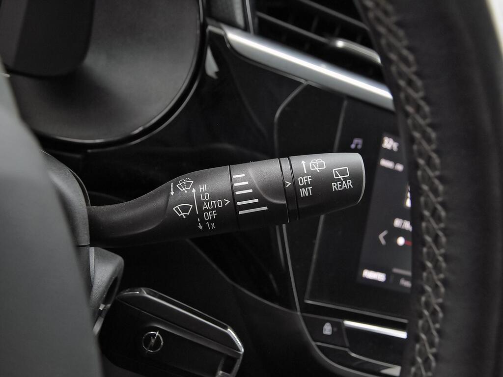 Opel Corsa 1.2T XHL 74kW (100CV) Elegance 12