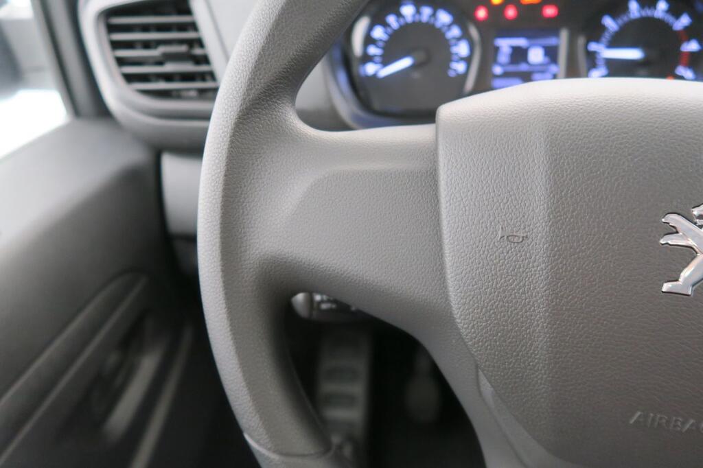 Peugeot Expert DOBLE CABINA REPLEGABLE 1.5 BLUEHDI 120CV S&S 6V. 4P 14