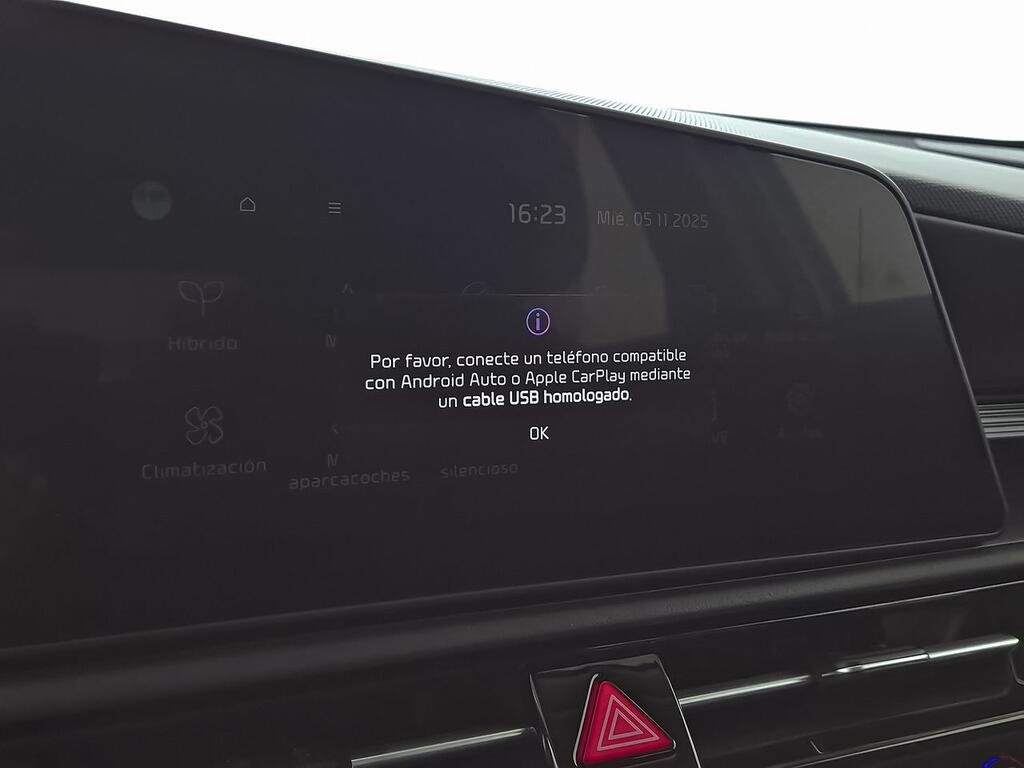 Kia Niro 1.6 GDi HEV 104kW (141CV) Concept 23