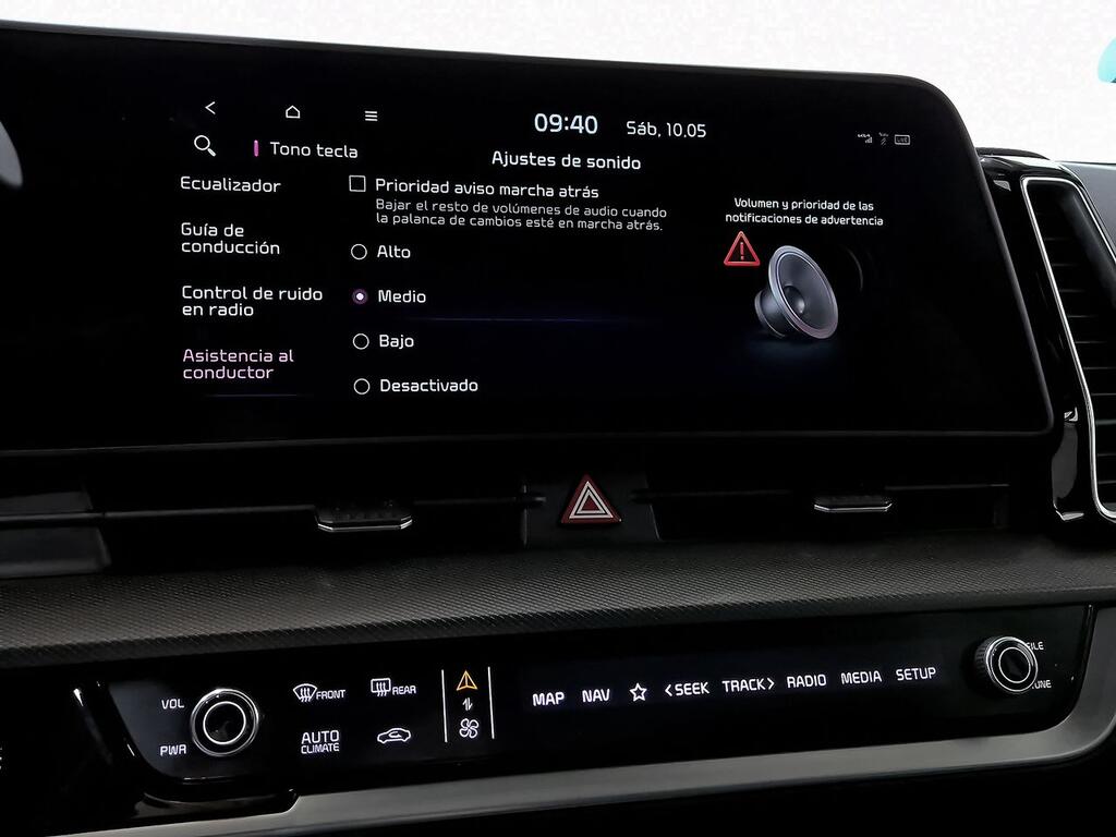 Kia Sportage 1.6 T-GDi MHEV 180CV Tech 4x4 DCT 23