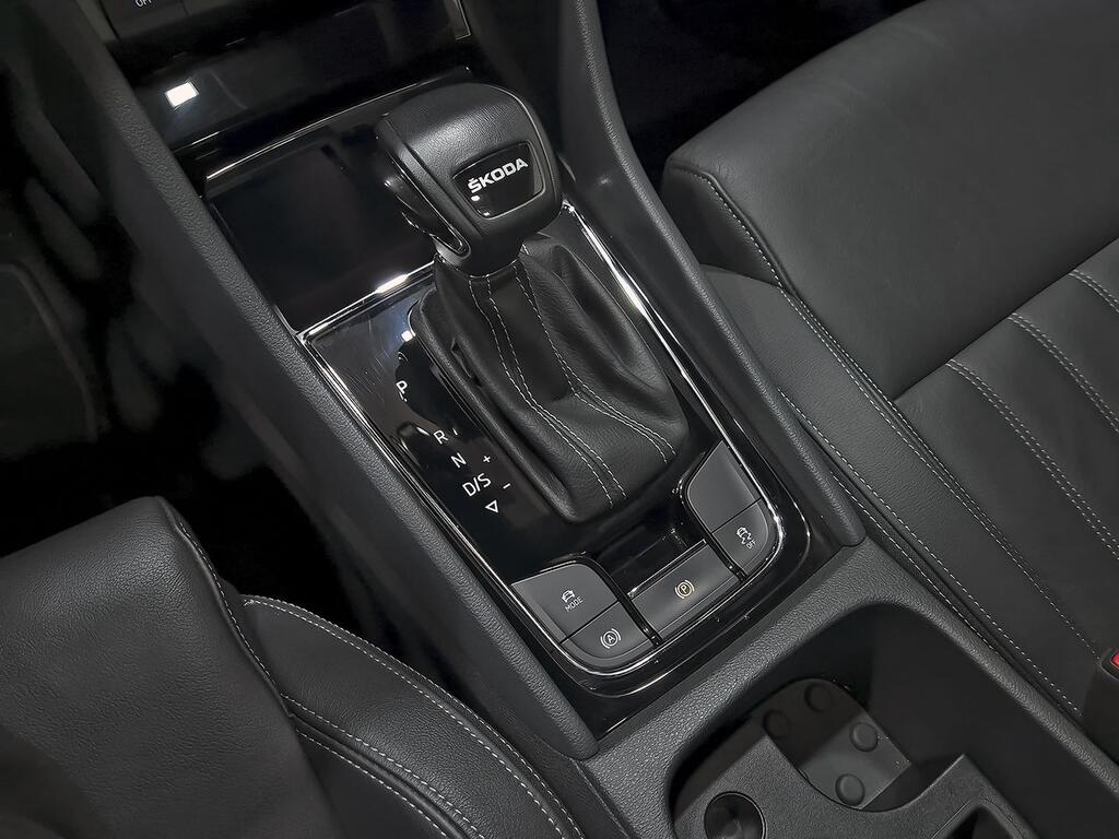 Skoda Karoq 1.5 TSI 110kW (150CV) DSG ACT Sportline 27