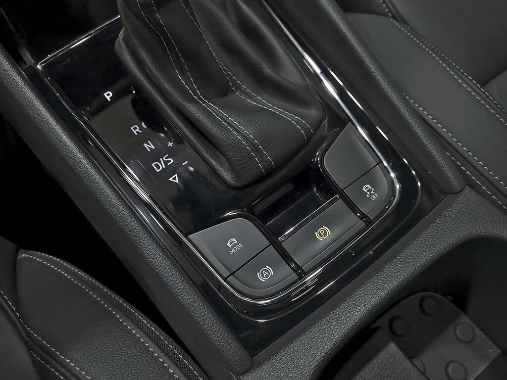 Skoda Karoq 1.5 TSI 110kW (150CV) DSG ACT Sportline 28