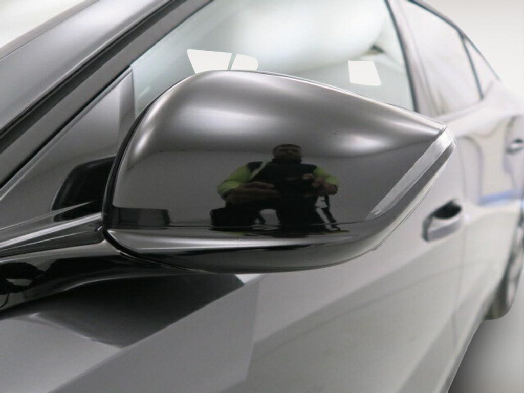 Peugeot 408 GT 1.6 HYBRID AUTO 224 CV 5P 23