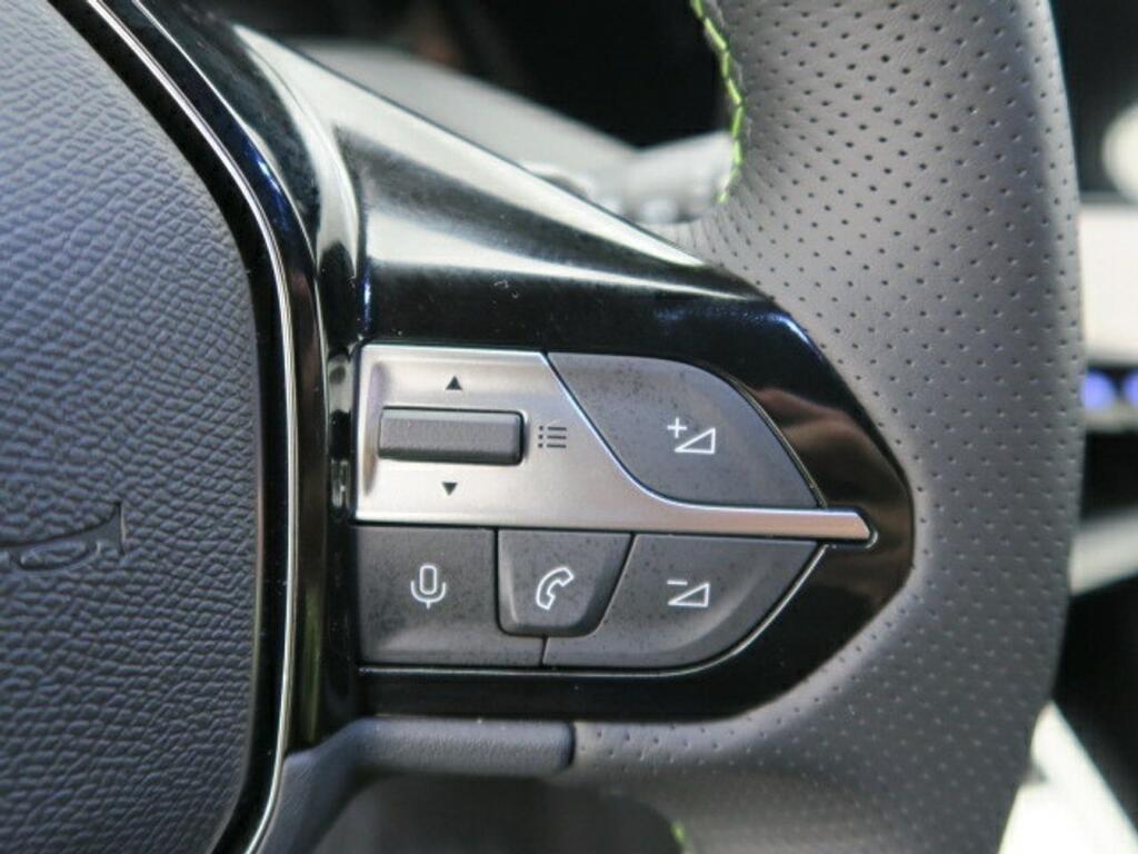 Peugeot 408 GT 1.6 HYBRID AUTO 224 CV 5P 9