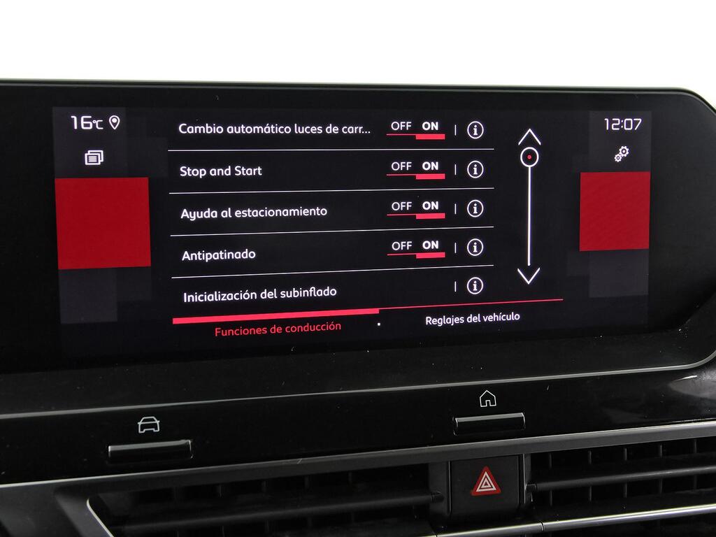 Citroën C4 PureTech 130 S&S 6v Shine 27