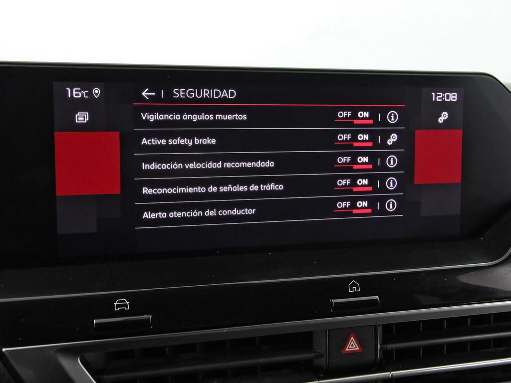 Citroën C4 PureTech 130 S&S 6v Shine 28