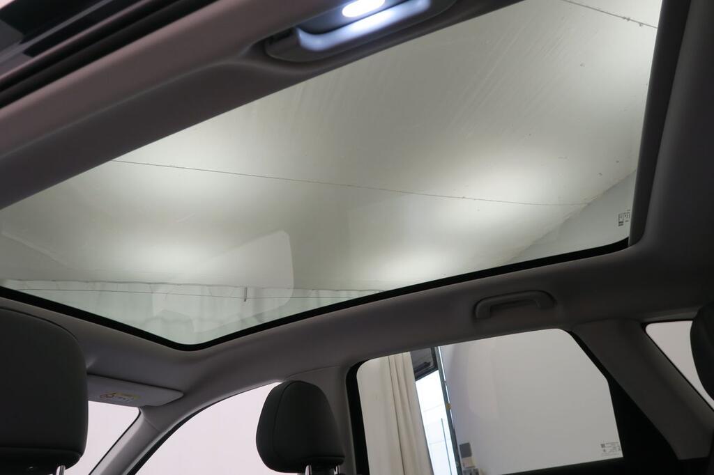 Leapmotor C10 C10 REEV 28.4 kWh Design Auto 13