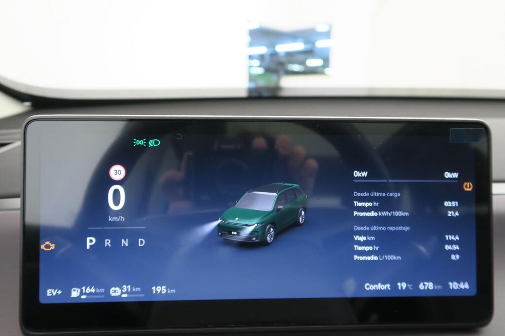 Leapmotor C10 C10 REEV 28.4 kWh Design Auto 9