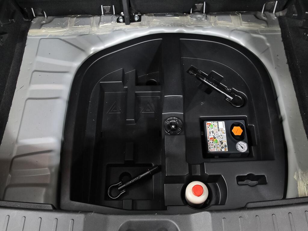 Nissan Juke DIG-T 84 kW (114 CV) 6M/T N-Connecta 31