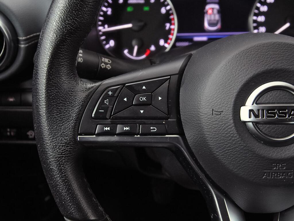 Nissan Juke DIG-T 84 kW (114 CV) 6M/T N-Connecta 17