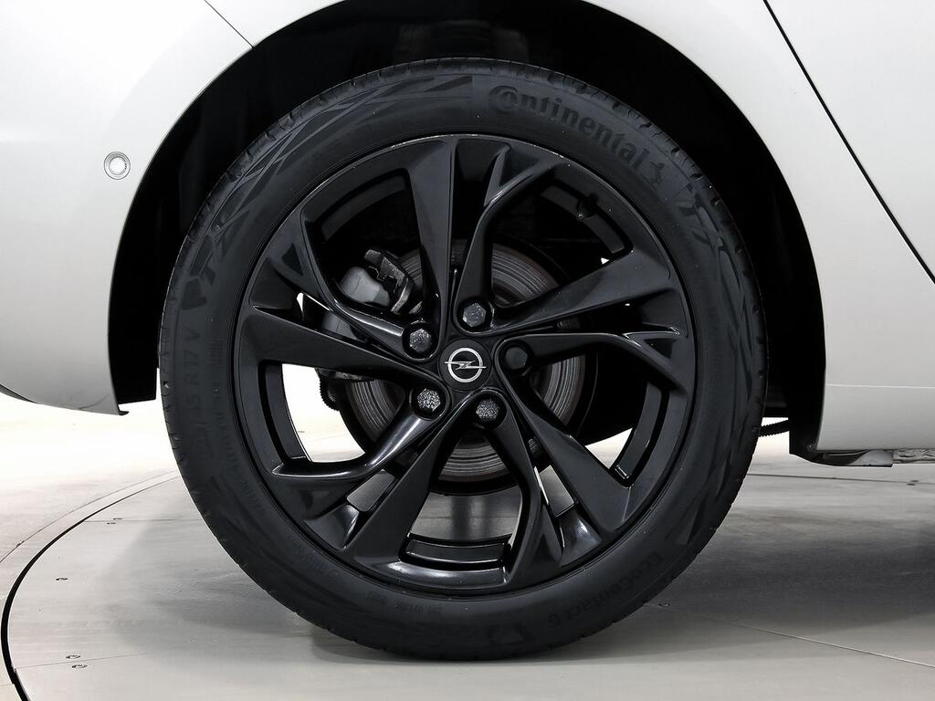 Opel Astra 1.2T SHR 107kW (145CV) Ultimate 11