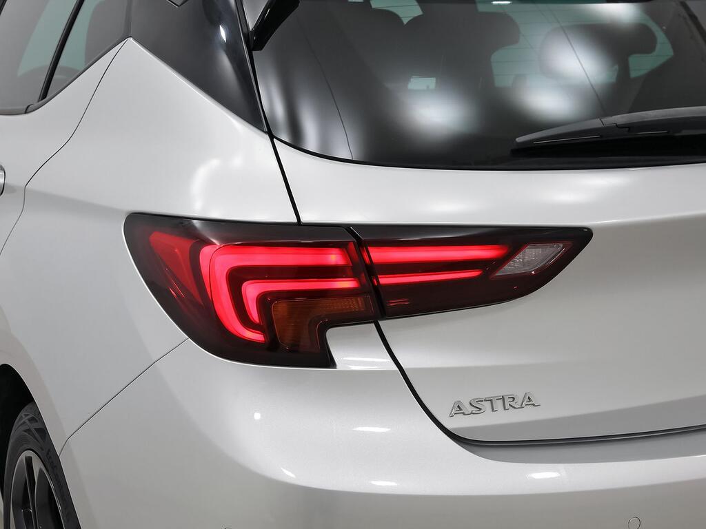 Opel Astra 1.2T SHR 107kW (145CV) Ultimate 33