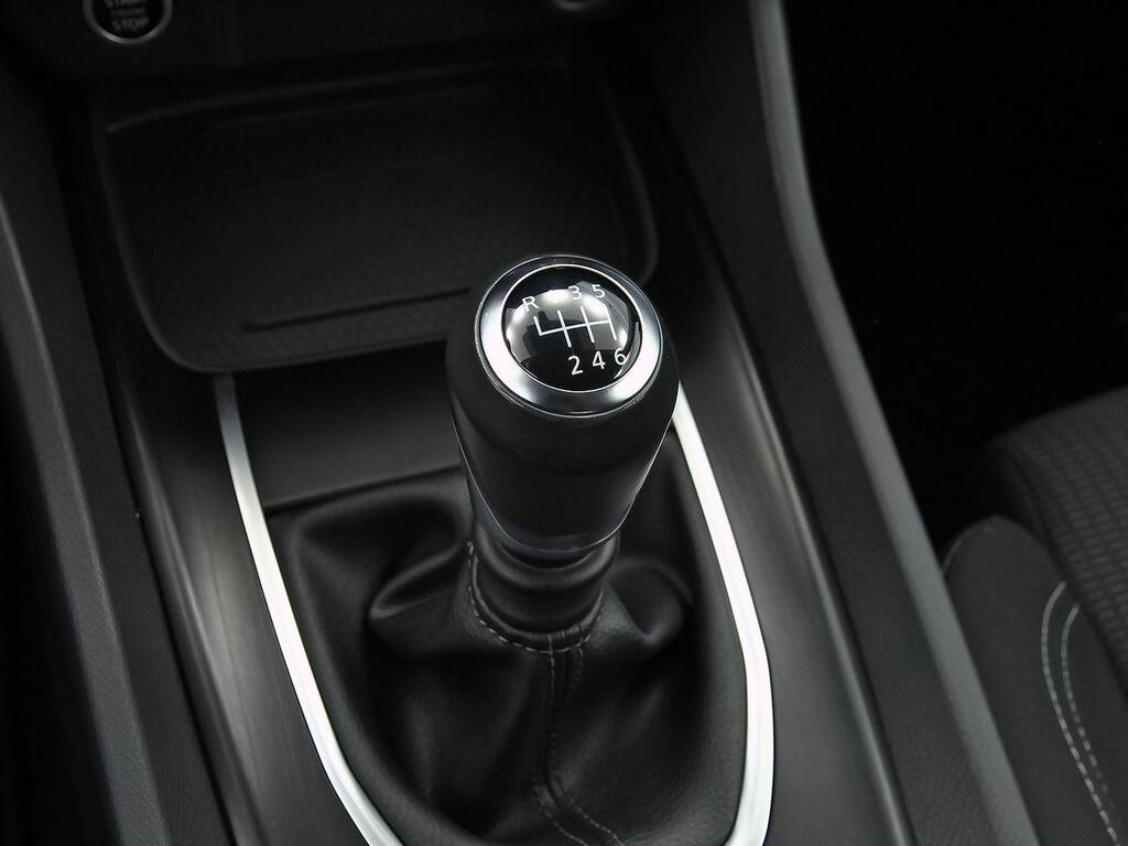 Nissan Qashqai DIG-T 103kW (140CV) mHEV 4x2 Acenta 24