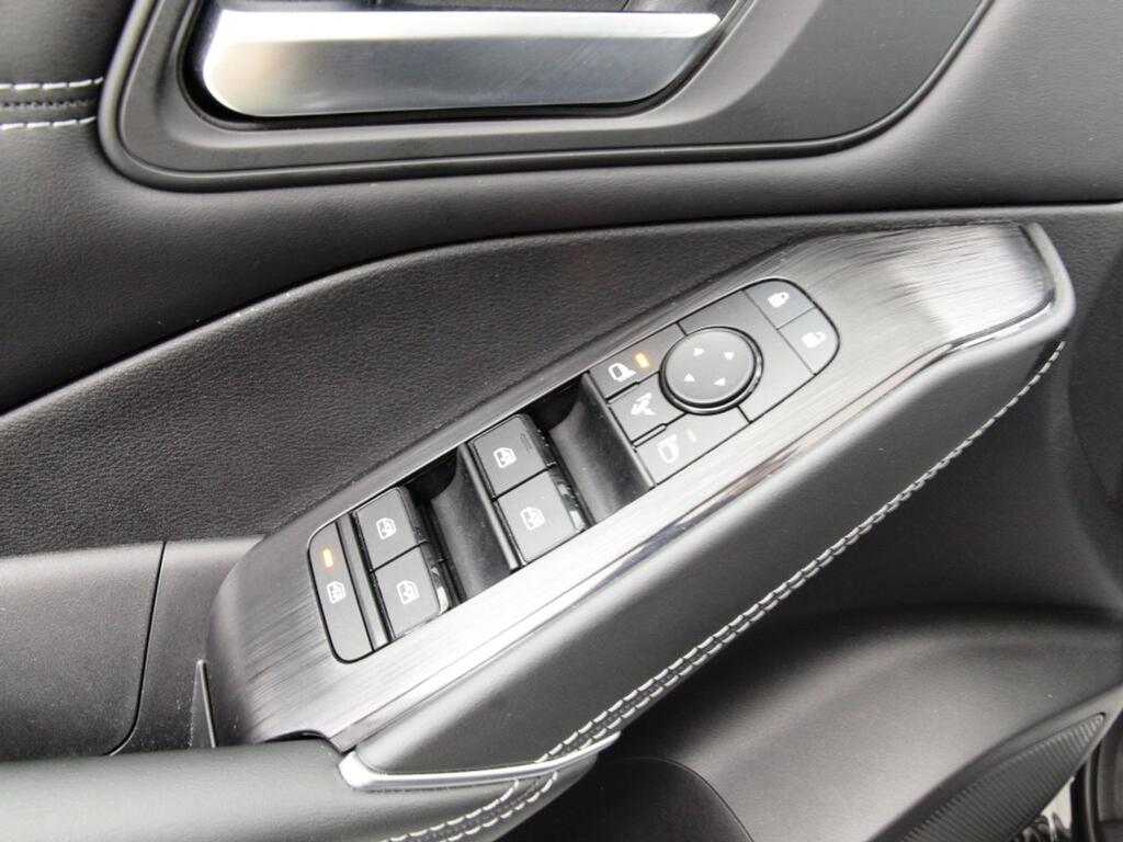 Nissan Qashqai E-POWER 140 KW (190 CV) N-Connecta 13