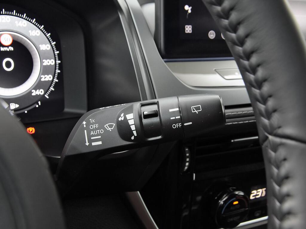 Nissan Qashqai DIG-T 103kW N-Connecta 14