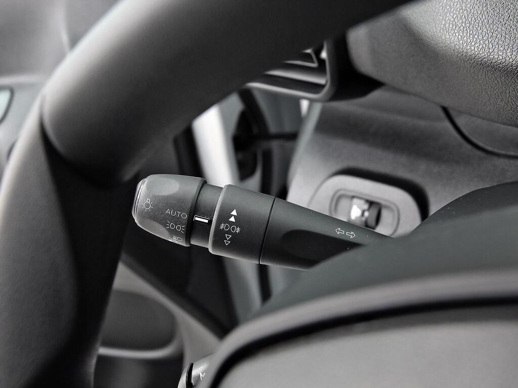 Peugeot Rifter Active Pack Standard BlueHDi 73kW 15