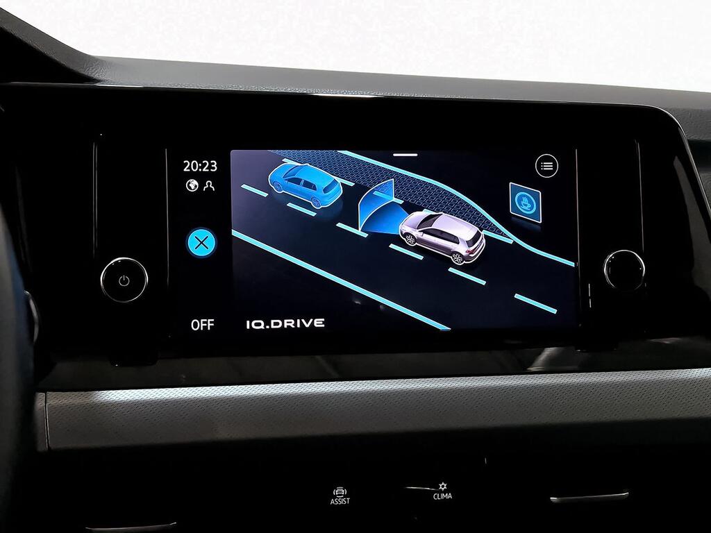 Volkswagen Golf 2.0 TDI 85kW (115CV) 17