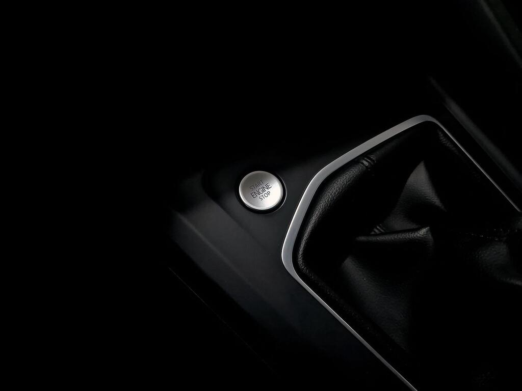 Volkswagen Golf 2.0 TDI 85kW (115CV) 21