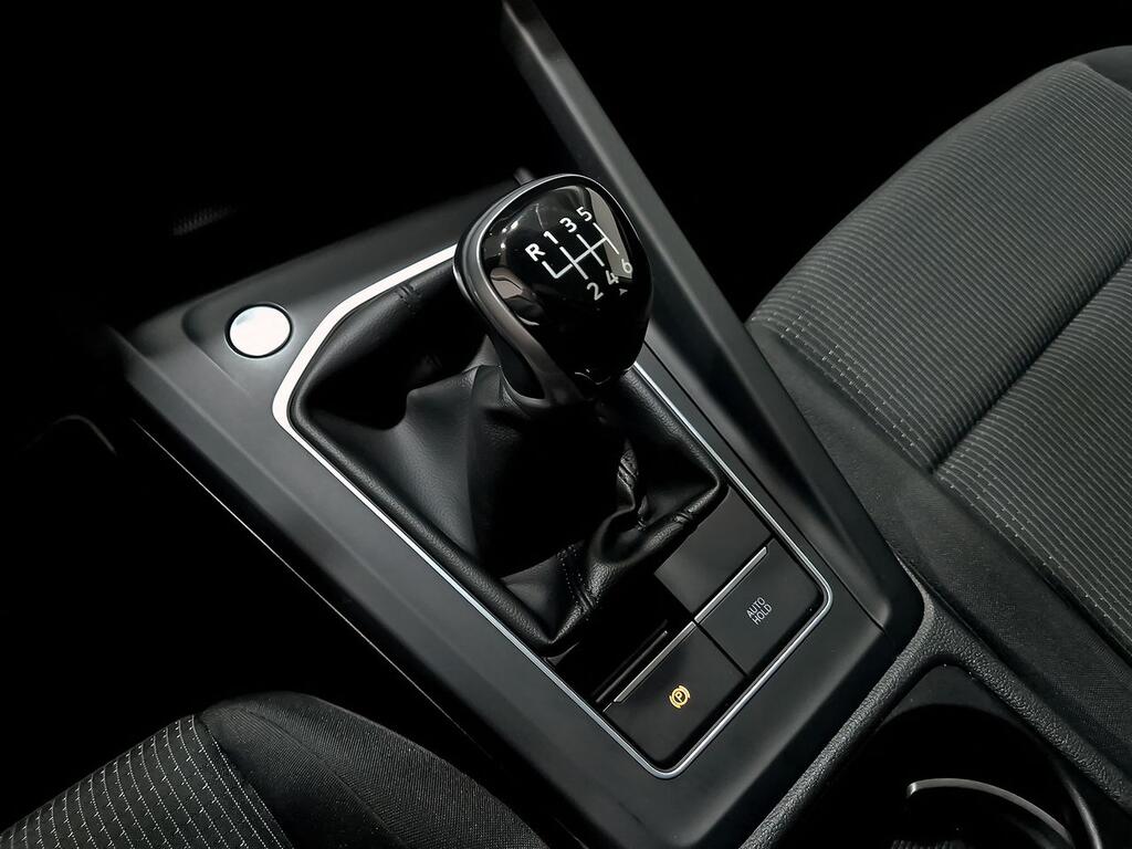 Volkswagen Golf 2.0 TDI 85kW (115CV) 22