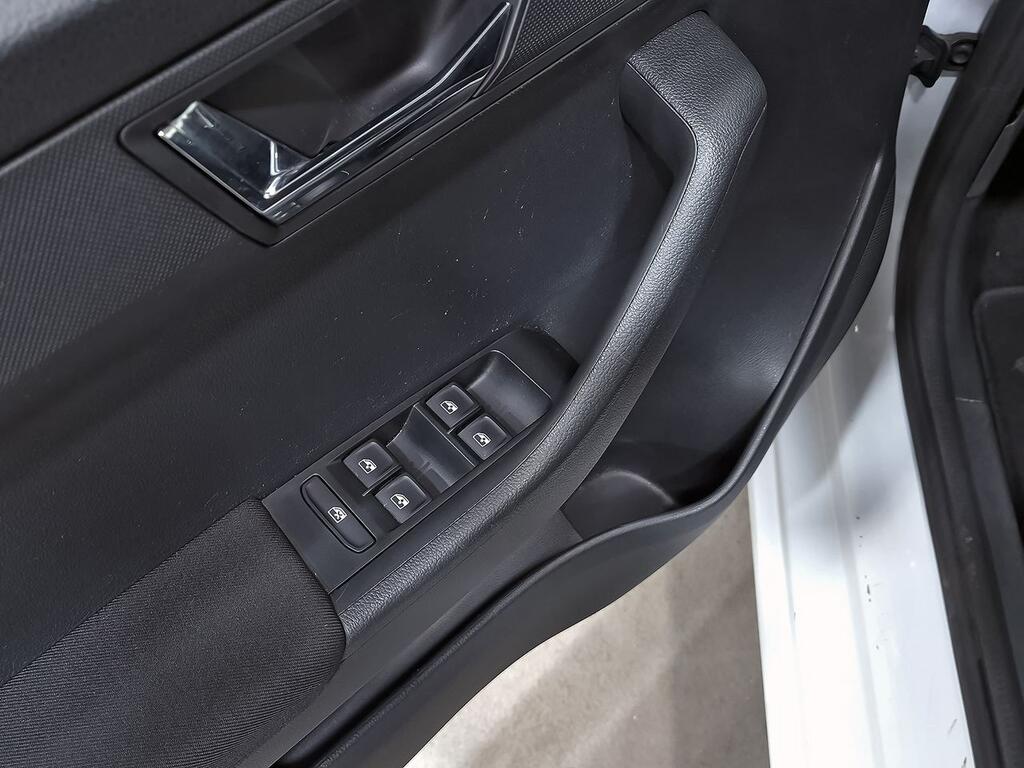 Skoda Fabia 1.0 TSI 70KW (95CV) Ambition 11