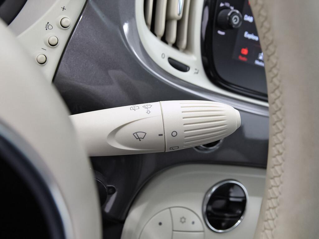 Fiat 500 Dolcevita 1.0 Hybrid 51KW (70 CV) 17