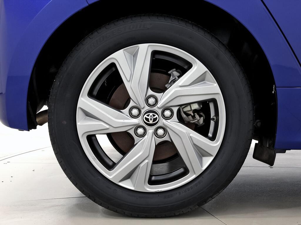 Toyota Yaris 1.5 120H Active Plus 11