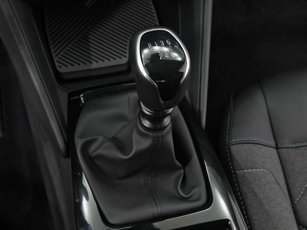 Citroën C4 PureTech 130 S&S 6v Plus 31