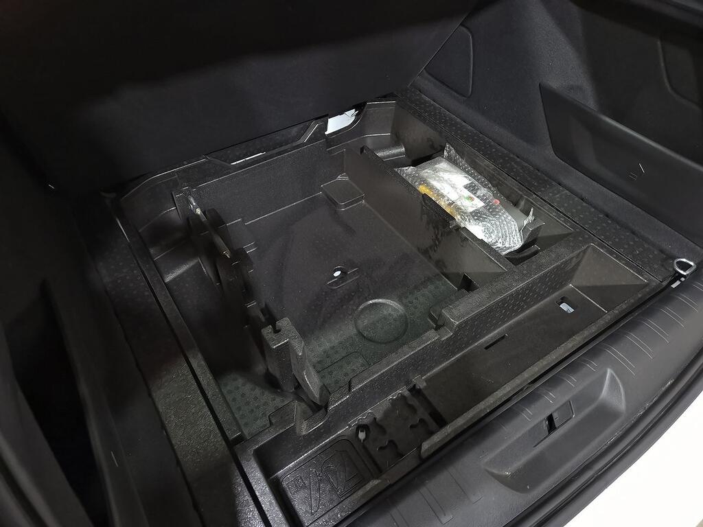 Peugeot 308 SW Style BlueHDi 130 S&S 31