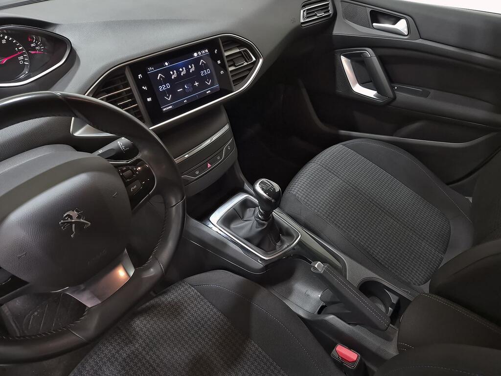 Peugeot 308 SW Style BlueHDi 130 S&S 27