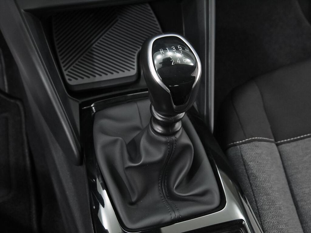 Citroën C4 BlueHDi 110 S&S 6v Feel 29