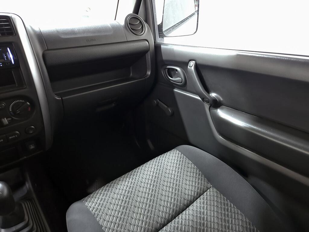 Suzuki Jimny 1.3 JLX 22