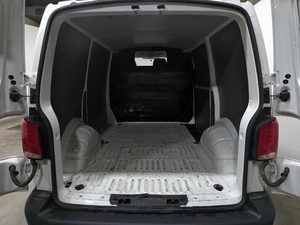 Volkswagen Transporter 2.0 TDI 110CV 2.8T SWB 4P 9