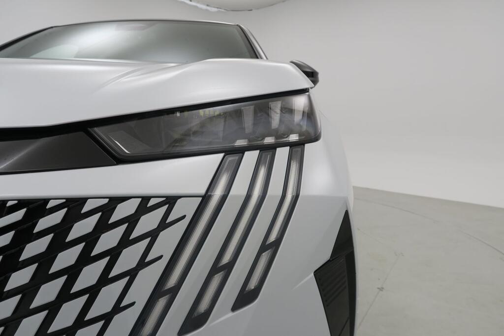 Peugeot 3008 GT Eléctrico 157kW 22