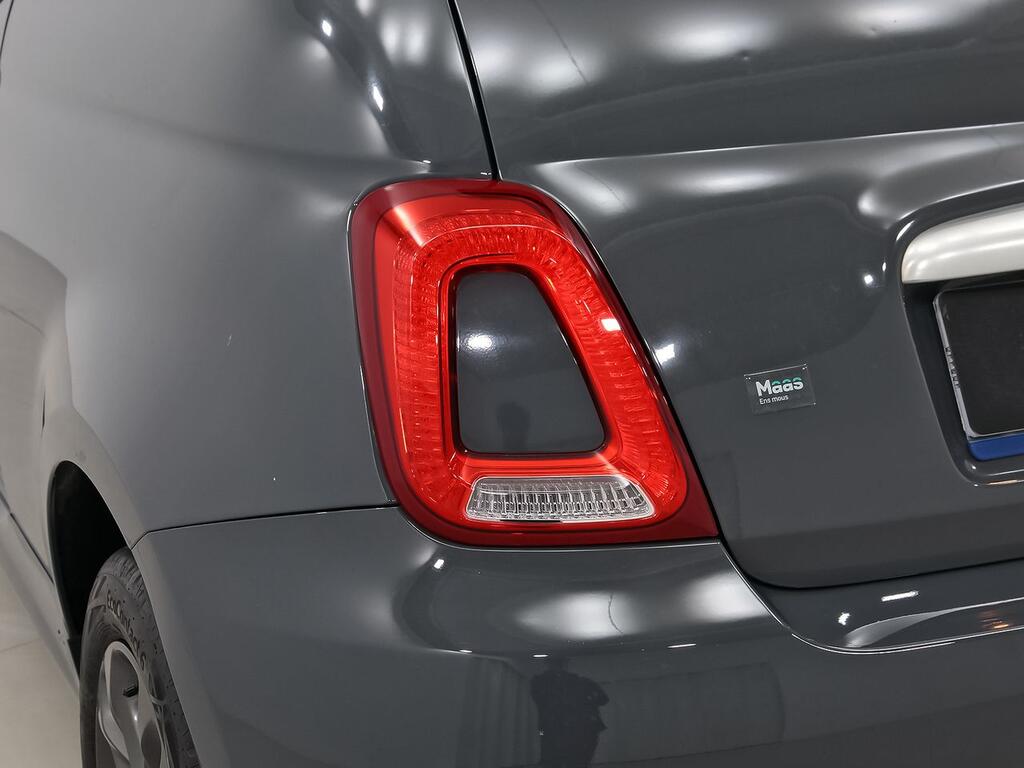 Fiat 500 Connect 1.0 Hybrid 51KW (70 CV) 28