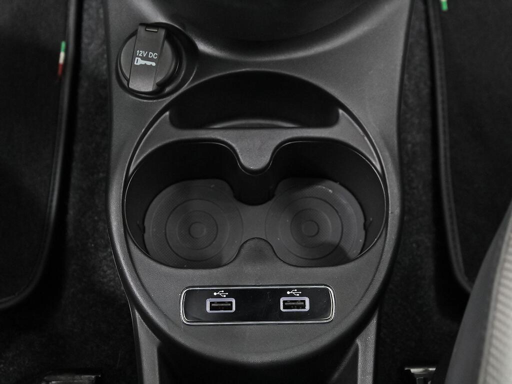 Fiat 500 Connect 1.0 Hybrid 51KW (70 CV) 25