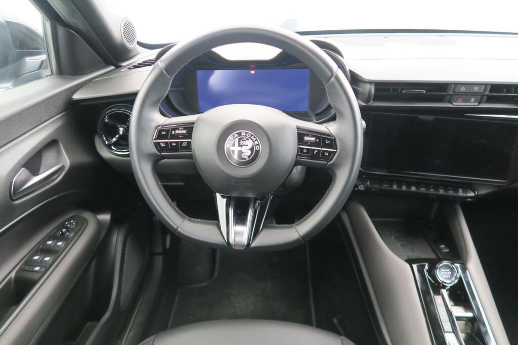 Alfa Romeo Junior ELETTRICA SPECIALE 115KW 15