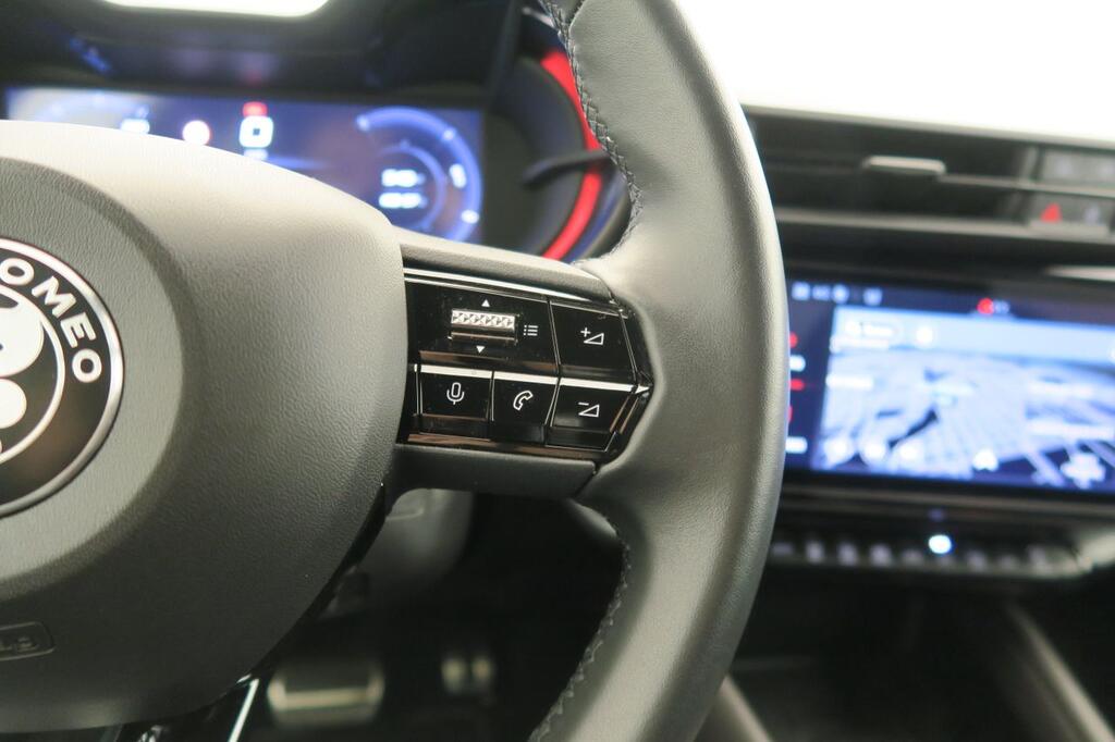 Alfa Romeo Junior ELETTRICA SPECIALE 115KW 14