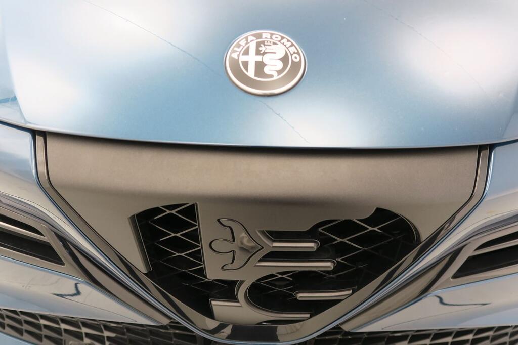 Alfa Romeo Junior ELETTRICA SPECIALE 115KW 22