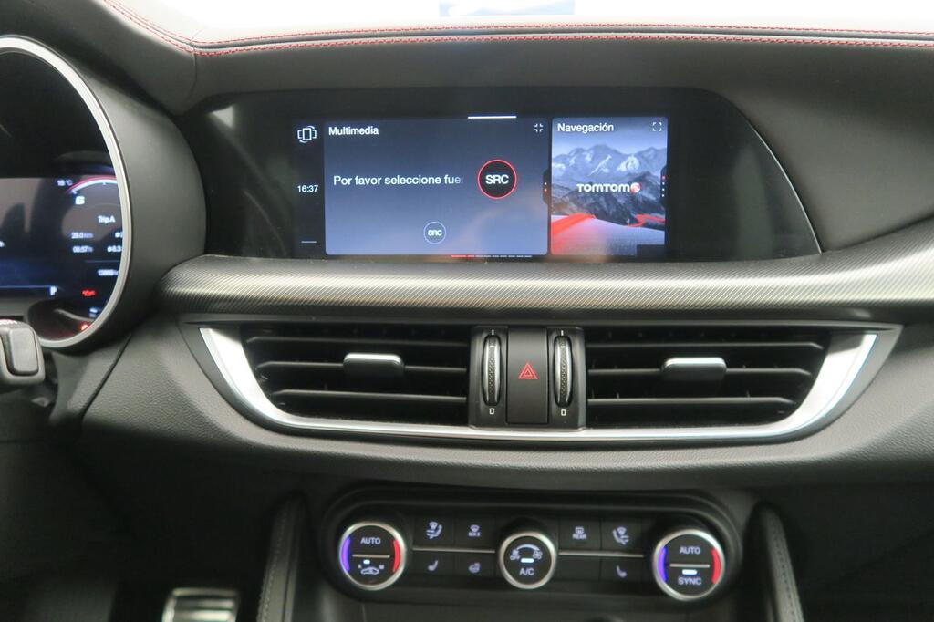 Alfa Romeo Stelvio TRIBUTO ITALIANO 2.1 TD 210CV Q4 AT8 5P 11