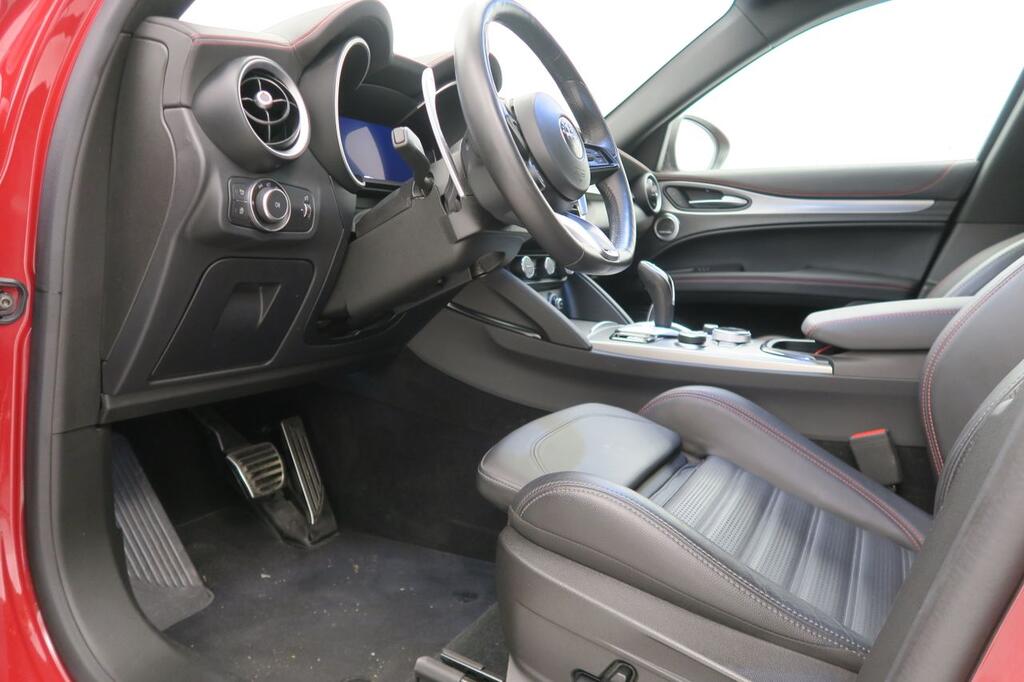 Alfa Romeo Stelvio TRIBUTO ITALIANO 2.1 TD 210CV Q4 AT8 5P 7