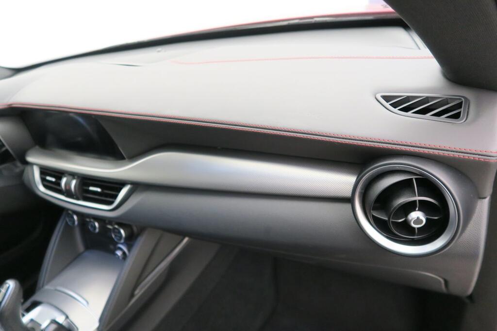 Alfa Romeo Stelvio TRIBUTO ITALIANO 2.1 TD 210CV Q4 AT8 5P 15