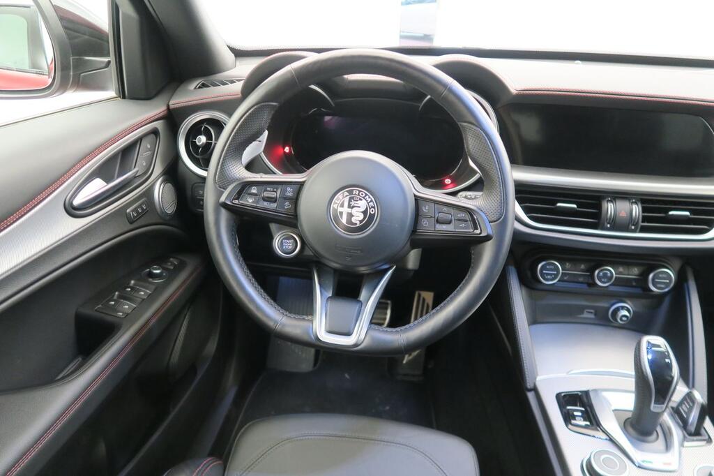 Alfa Romeo Stelvio TRIBUTO ITALIANO 2.1 TD 210CV Q4 AT8 5P 13