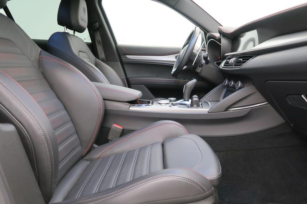 Alfa Romeo Stelvio TRIBUTO ITALIANO 2.1 TD 210CV Q4 AT8 5P 16