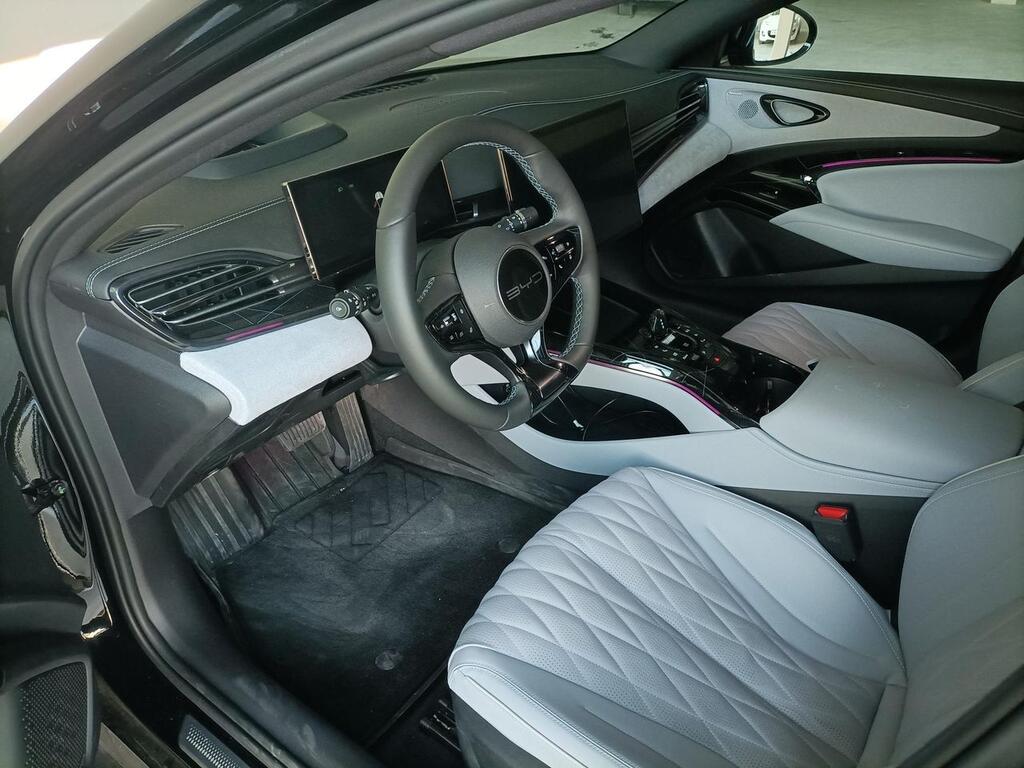 BYD Seal Sedan BEV 83KWH EXCELLENCE 4WD 530 4P 4