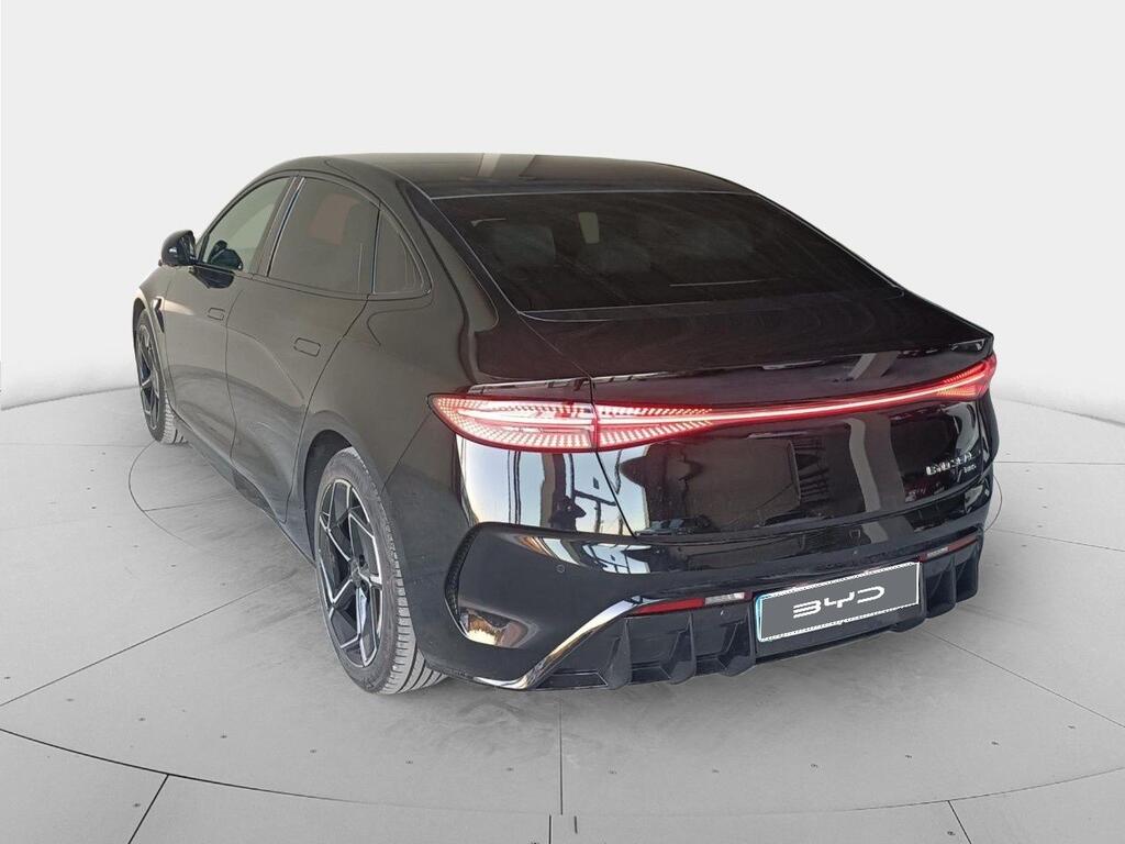 BYD Seal Sedan BEV 83KWH EXCELLENCE 4WD 530 4P 3