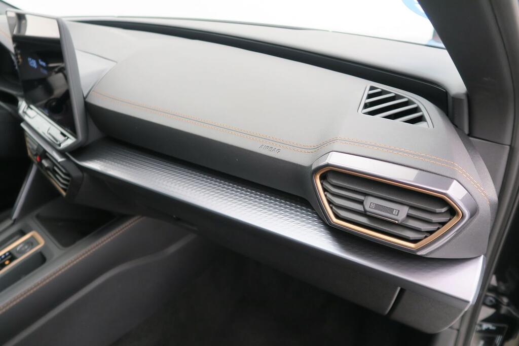 Cupra León ST 1.5 ETSI MHEV DSG 150 CV 5P 16