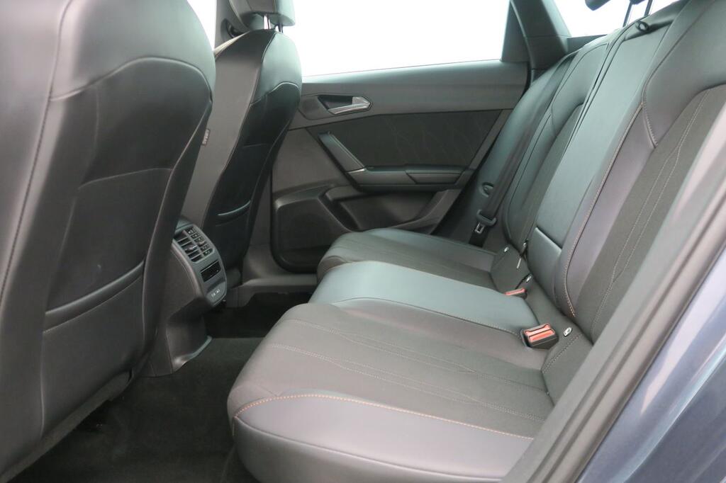 Cupra León ST 1.5 ETSI MHEV DSG 150 CV 5P 21